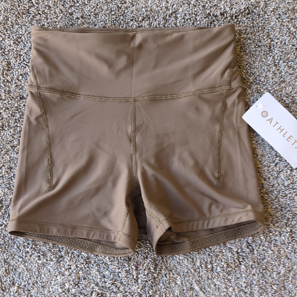 Athleta Pacesetter 4" Shortie - Clay S